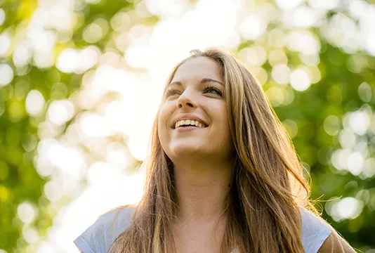 Patient receiving fluorid treatment